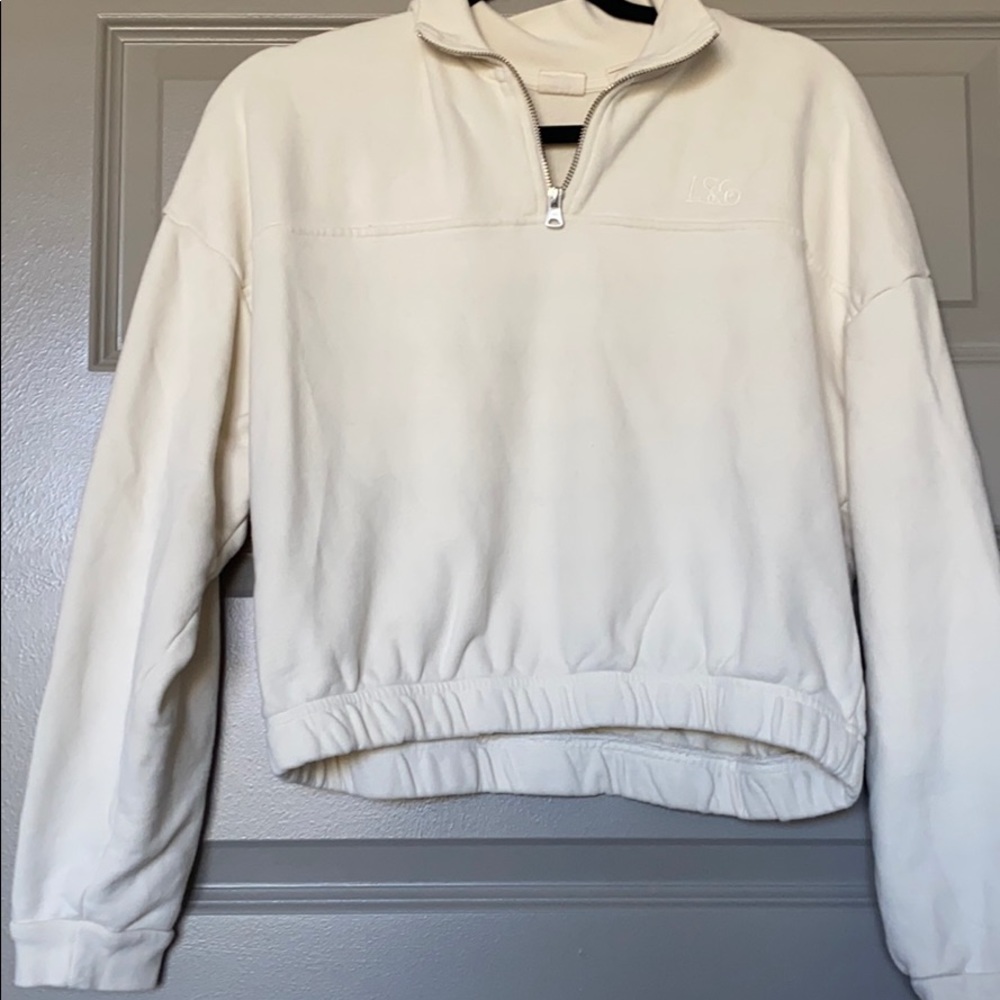 Levi Pullover Crop Top - Worn Once